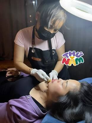 Phun xăm môi đẹp tại helen nails beauty