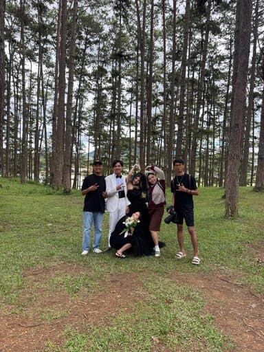 Trang điểm chụp ảnh cưới theo tour tại helen nails beauty